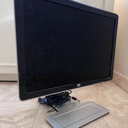 22inch Computer Monitor. HP W2207 22