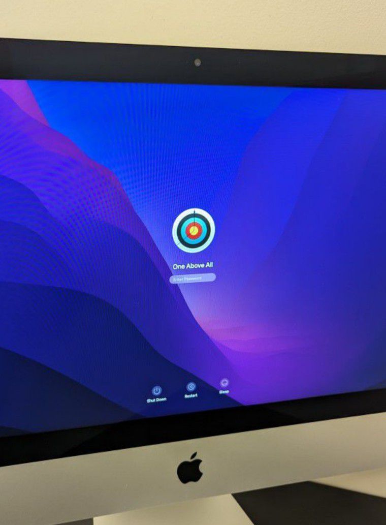 iMAC Retina 4k Desktop computer  21.5 inches 8gb  Ram i5 Intel Core 1tbbHD Working Great OS Sur. 2015