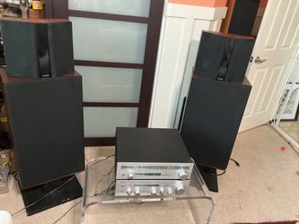 Vintage stereo system in good condition