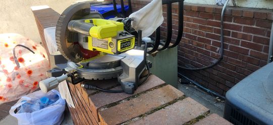 7.25 inch compound miter Saw
