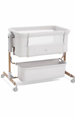 Bassinet used twice