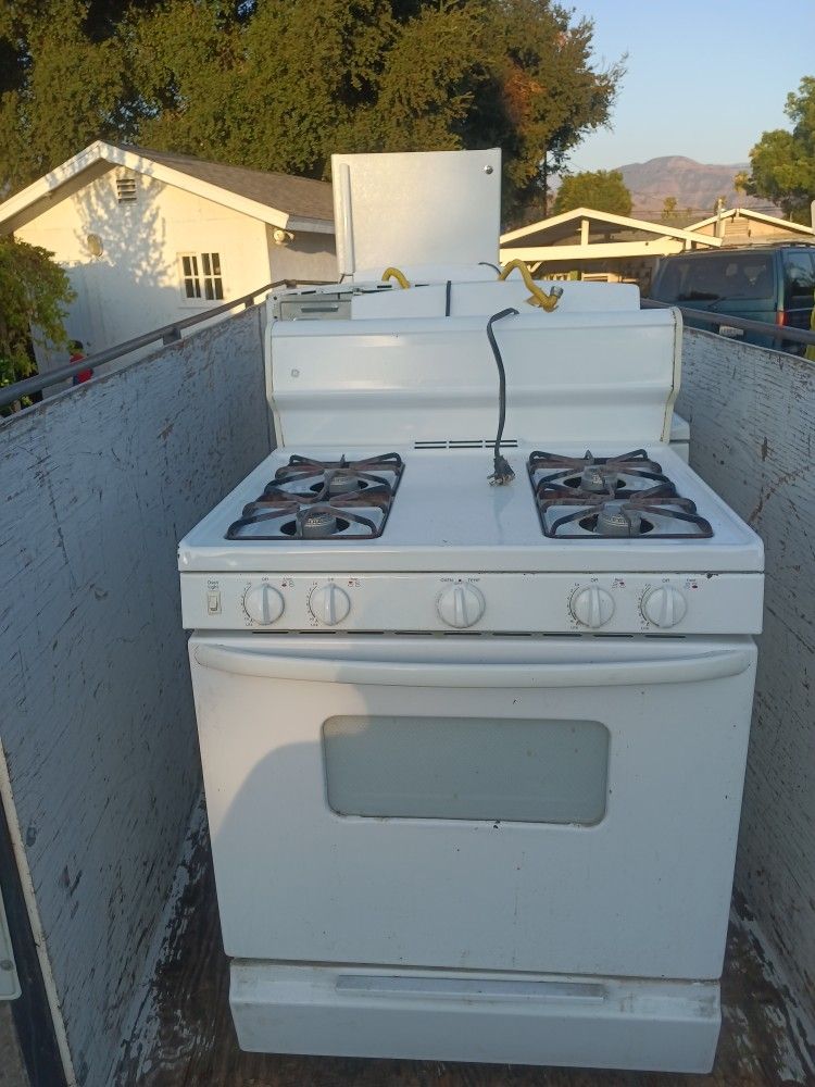 GE Stove & Oven