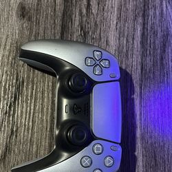 PS5 controller