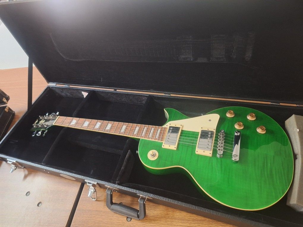 Guitar 