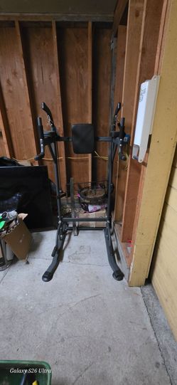 Power tower dip statuon