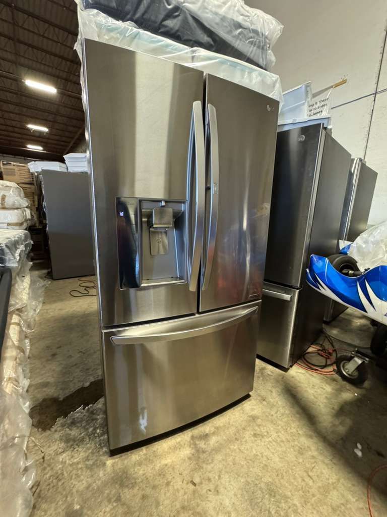 LG FRENCH DOOR 3 DOORS STAINLESS STEEL 60 DAYS WARRANTY