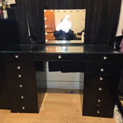 Black Vanity 