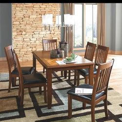 Dining Table and 4 Chairs W/18" Butterfly Leaf, Mindy Veneer 
