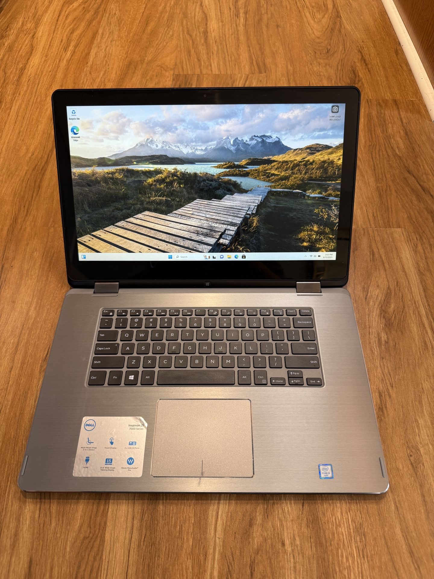 Dell Inspiron 15-7568 core i5 6th gen 8GB Ram 256GB SSD Windows 11 Pro 15.6” HD Touch Screen Laptop with charger in Excellent Working condition!!!!!
