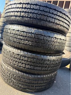 8.75r16.5LT marca FIRESTONE en perfectas condiciones de vida las 4