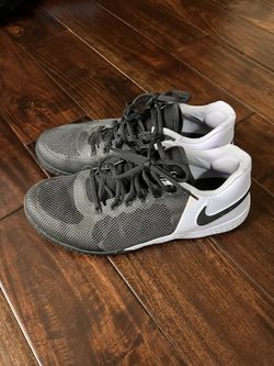 Nike Court flare 2 Tennis Shoes Size 10.5