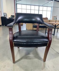 Tournament Traditional Guest Chair