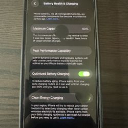 iPhone 12 unlocked 256gb 90% battery health