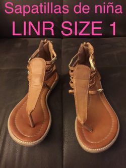 Sandalias de niña