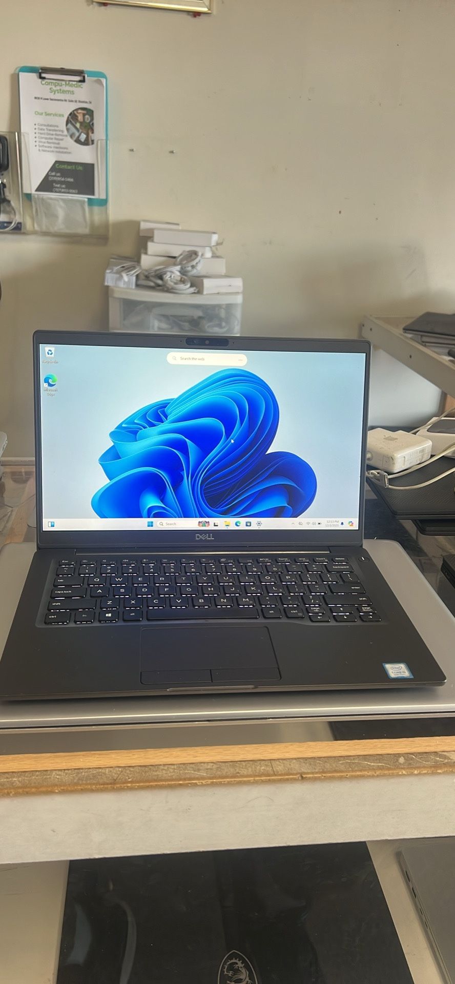 Dell Latitude 7400