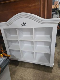Cute display shelf