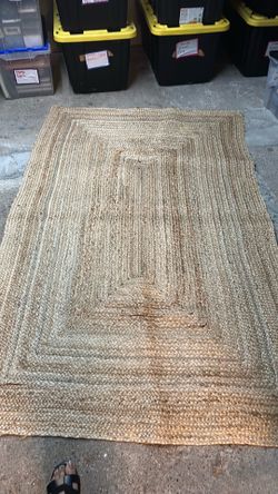 6x4 ft rug