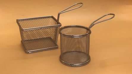 New Fry Basket or Hotpot Basket Strainers Set of 2