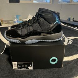 Jordan Gamma 11s Size 6 Youth