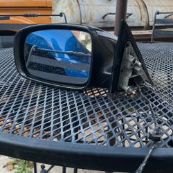 2014 Dodge Charger Side Mirror ( Driver Side)