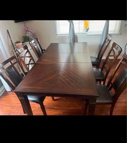 Dinning table