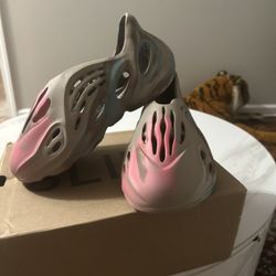 Yeezy Foam Runner