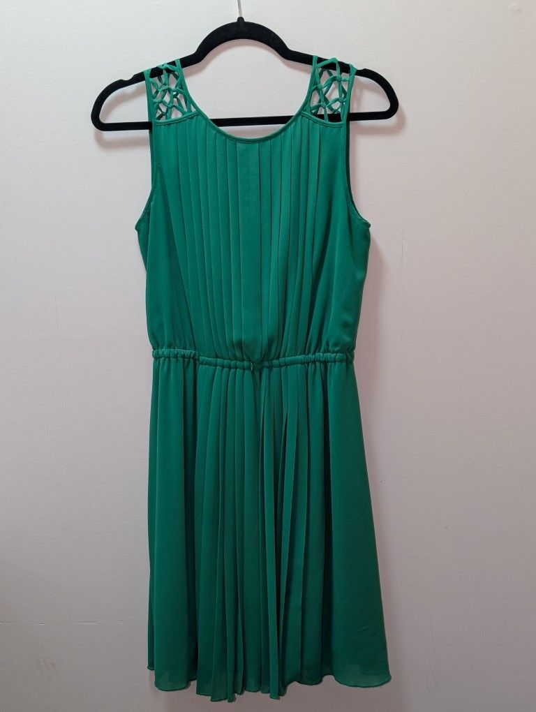 Green Knee Length Dress