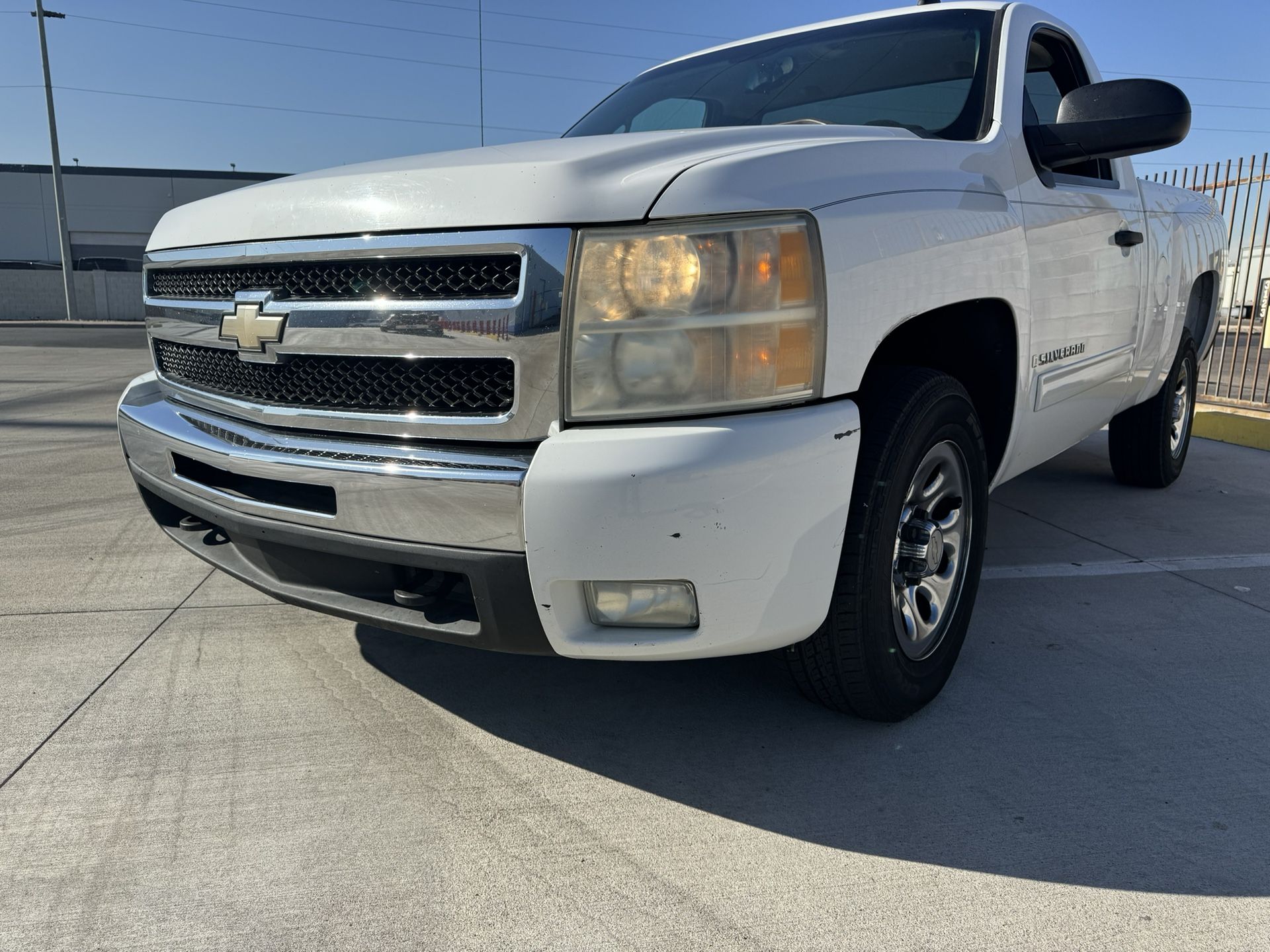 2009 Chevrolet Silverado for Sale in Phoenix, AZ - OfferUp