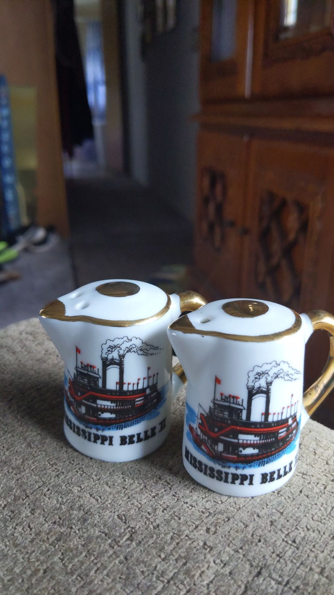 Mississippi Belle II salt and pepper shakers