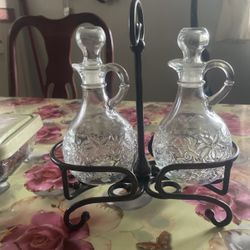 Princess housr oil and viniger crystal container and meridan caddy