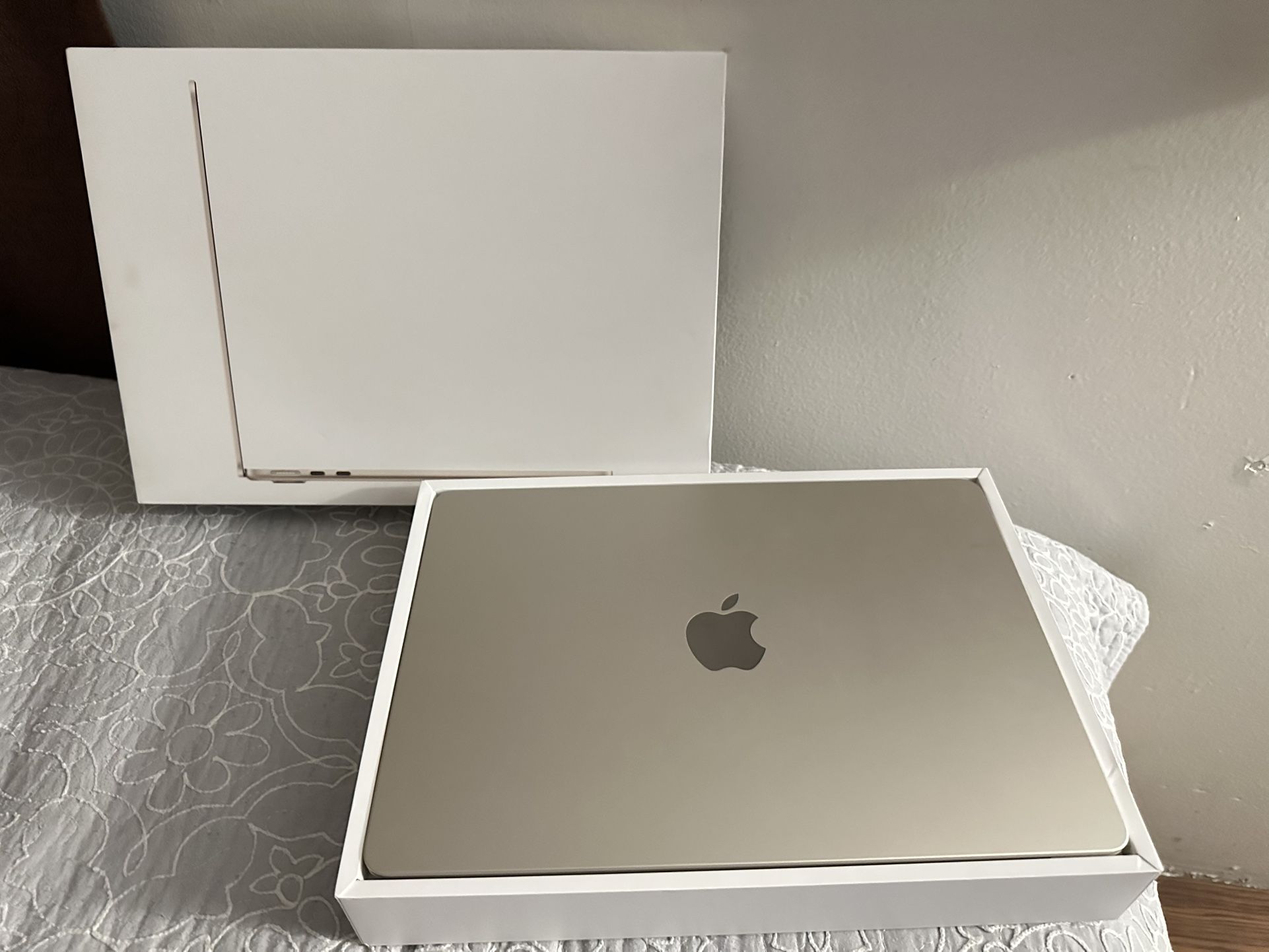 MacBook