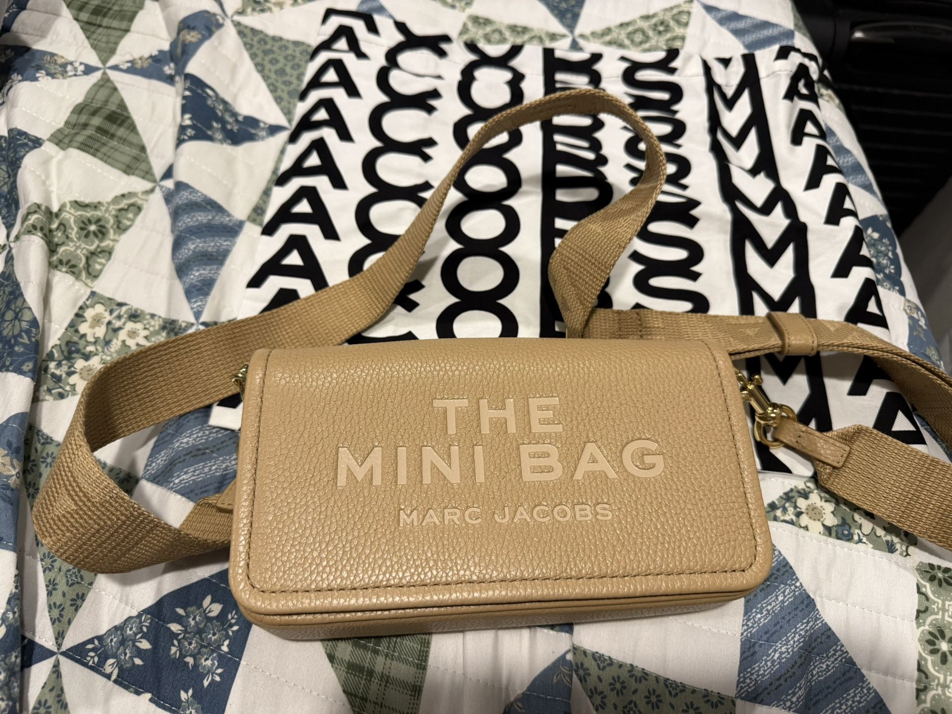 Marc Jacobs Crossbody Bag