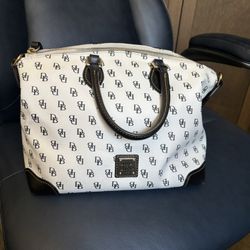 Dooney Bourke Purse