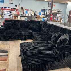 🔥Hot Deal🔥Brand New 4pc Black Corduroy Sectional Couch $1699, Finance Available, Delivery Available 