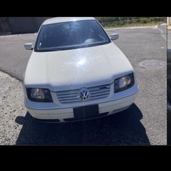 2003 Volkswagen Jetta – Clean & Reliable!