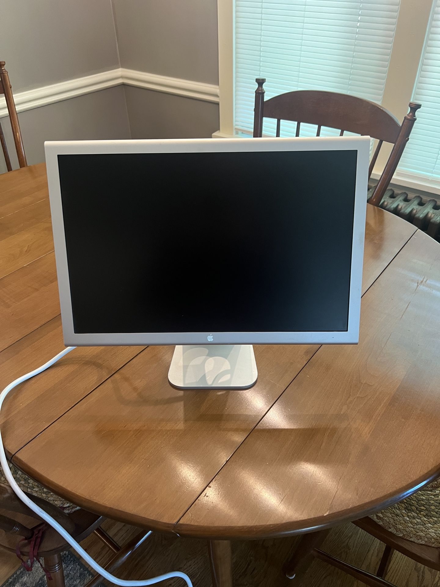 Apple Cinema 20"