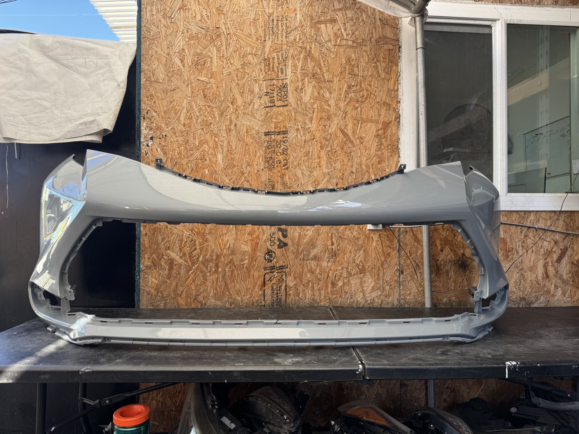 2021 2022 2023 2024 TOYOTA SIENNA FRONT BUMPER COVER OEM USED