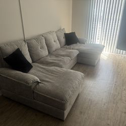 Couch for sale!!