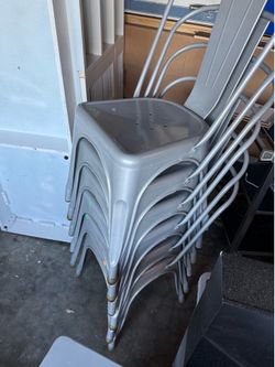 Commercial Heavy-Duty Table & 6 Stackable Chairs
