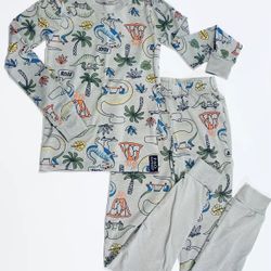 FAO Schwarz 2-pc Gray Dinosaur Pajama Set Boys 6, Never Worn, SMOKE FREE!