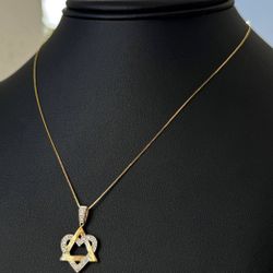 Jewelry 14k solid Yellow Gold box link 18” Chain diamond 0.1CTW necklace 3.30 grams 0.50mm Heart Star Pendant