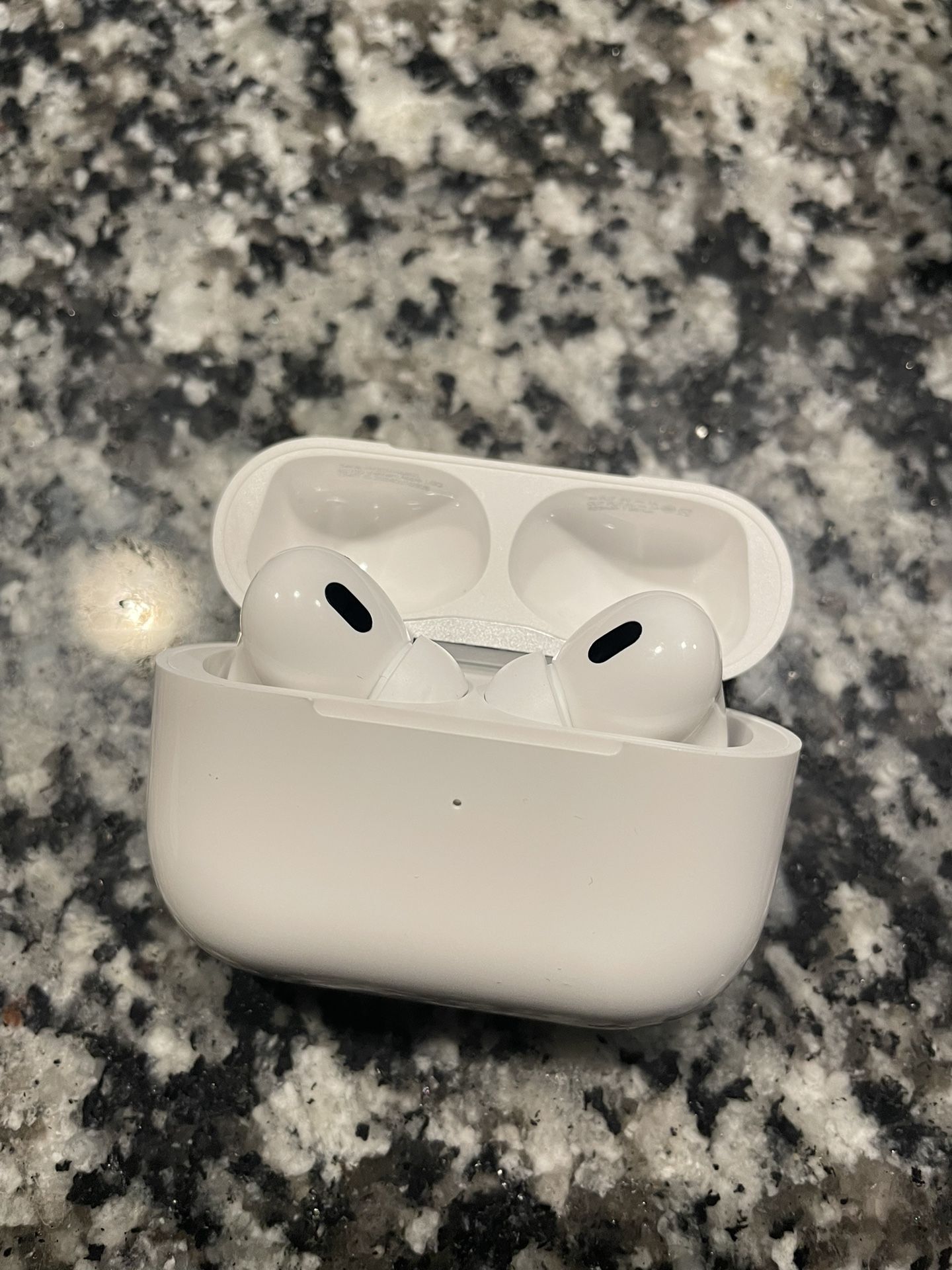 AirPod Pro 2s