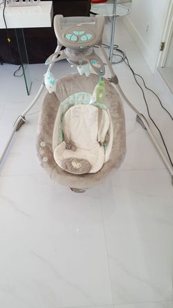 Baby swing