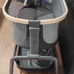 Maxi-Cosi Bedside Bassinet