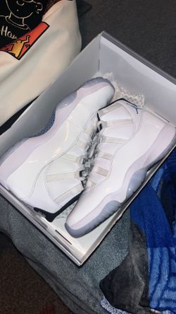 Jordan 11 legend blue size 8
