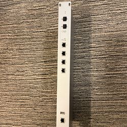 Ubiquiti USG-PRO-4