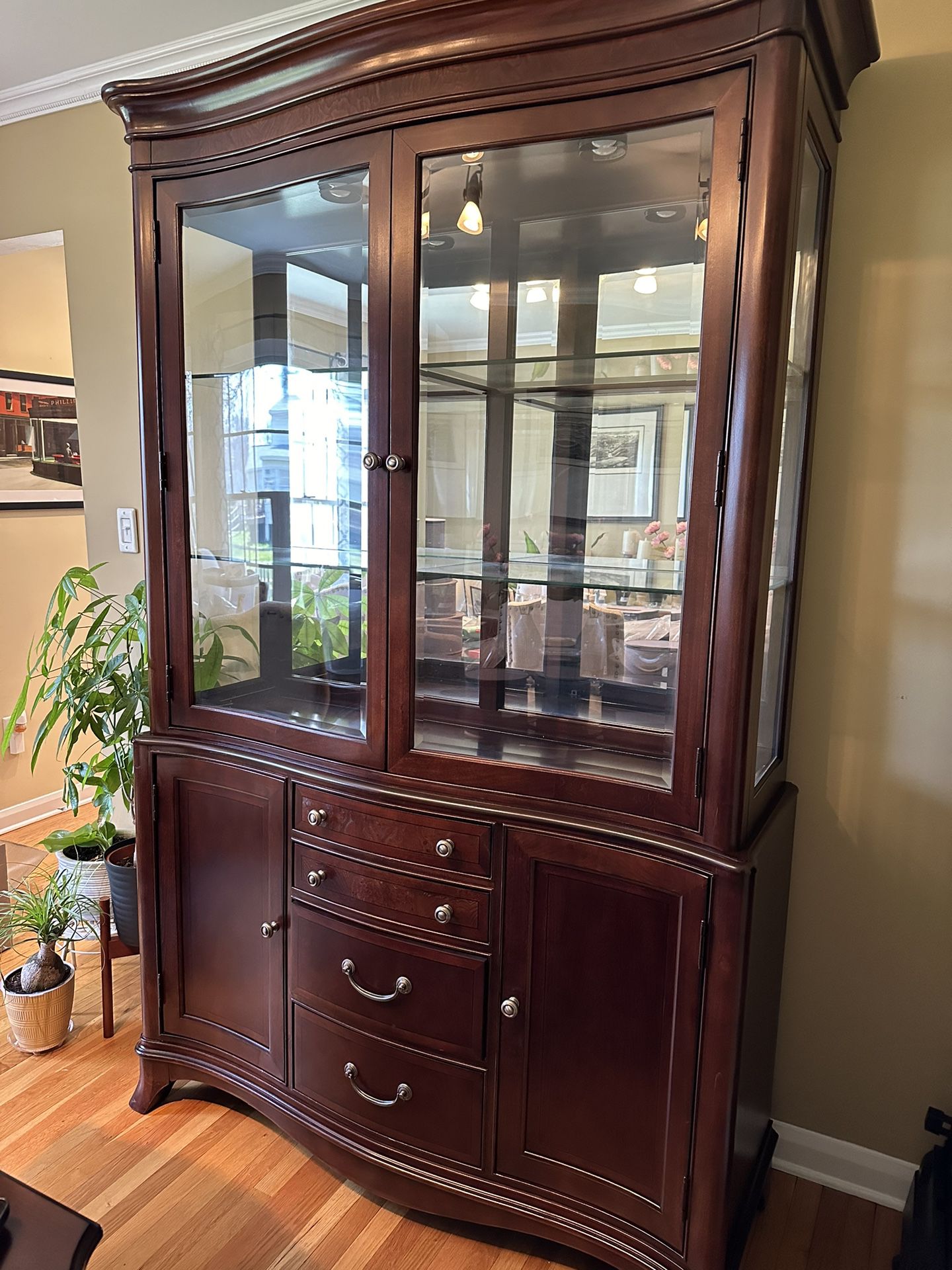 Lighted China Cabinet Hutch