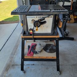 13 Amp table saw
