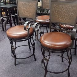 Swivel Bar Stools 