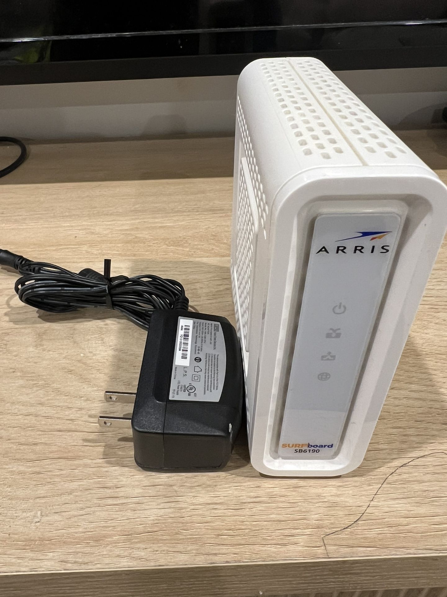 Arris SURFboard SB6190 Cable Modem